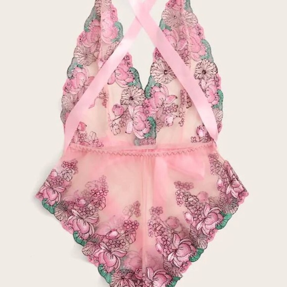Pink floral one piece teddy size 3x - Picture 2 of 4